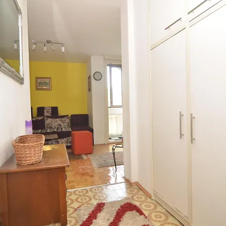 Nl アパート サラエヴォ